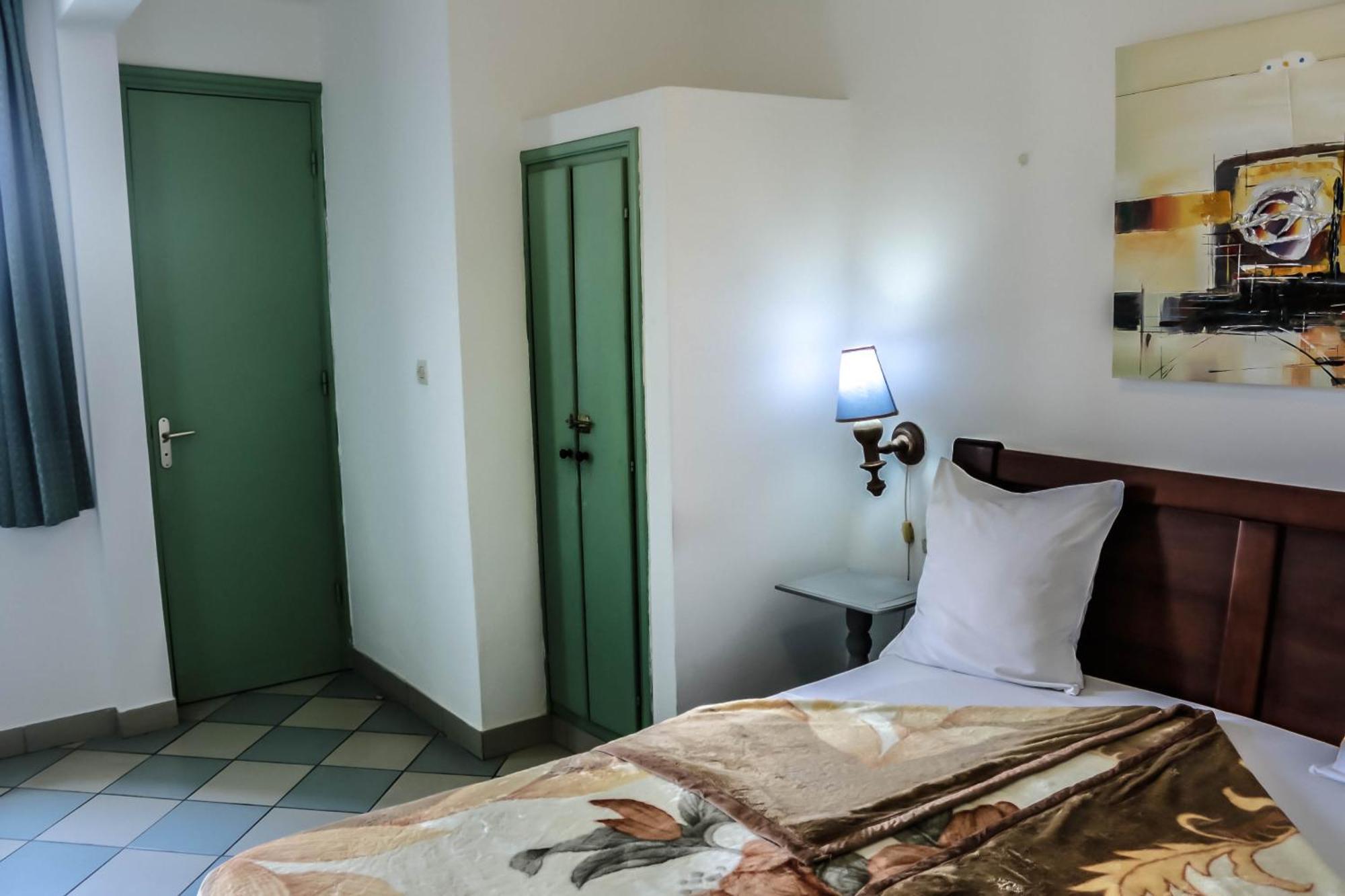 Tchero Appartement 1 Douala Kültér fotó